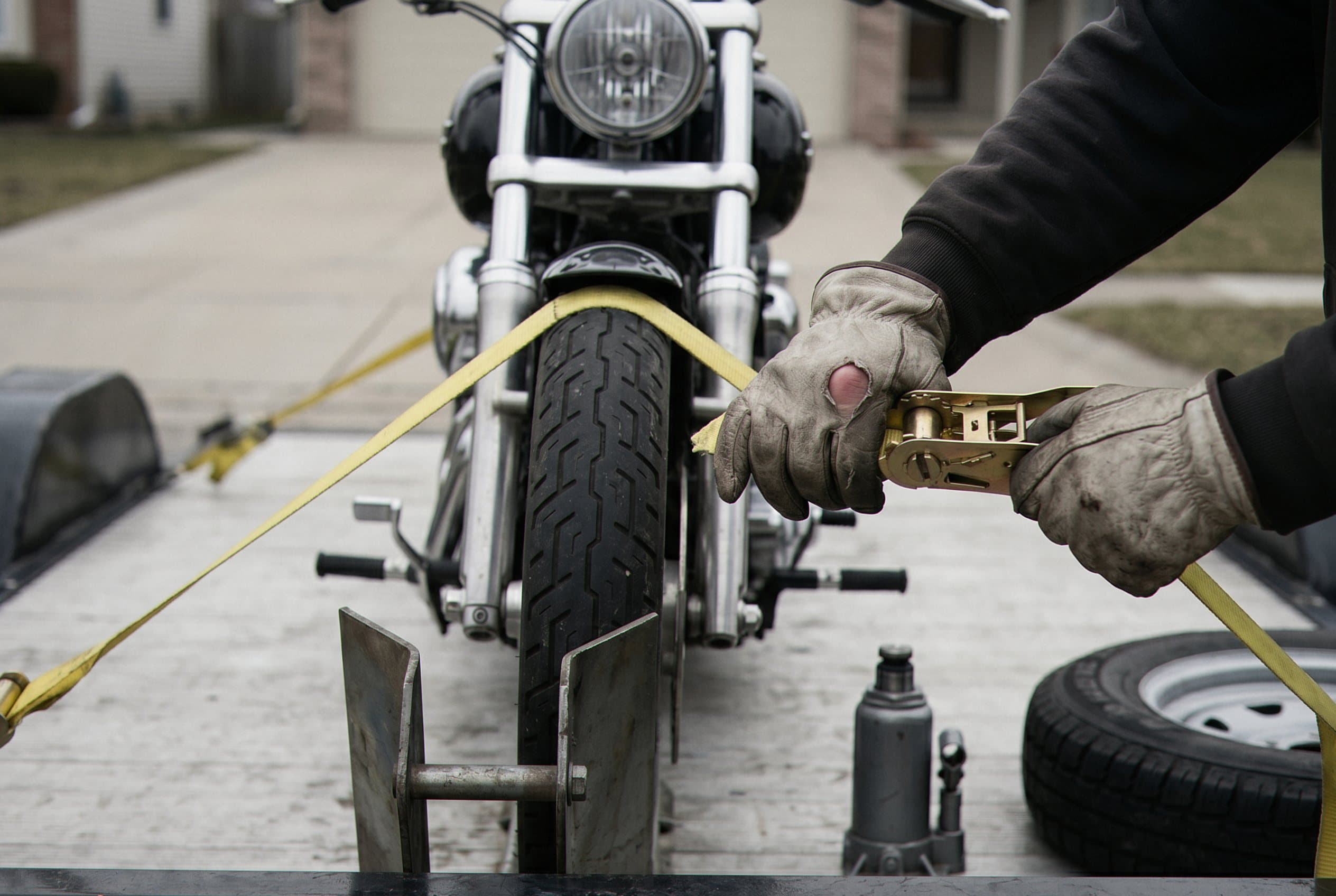 Bike secured wheel chock soft straps